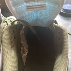 Women’s Nike Dunk Low Size 9.5